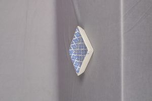 Contemporary white-blue modern patterned premium decal platter 4"x 4" -set of 2 - Image 3