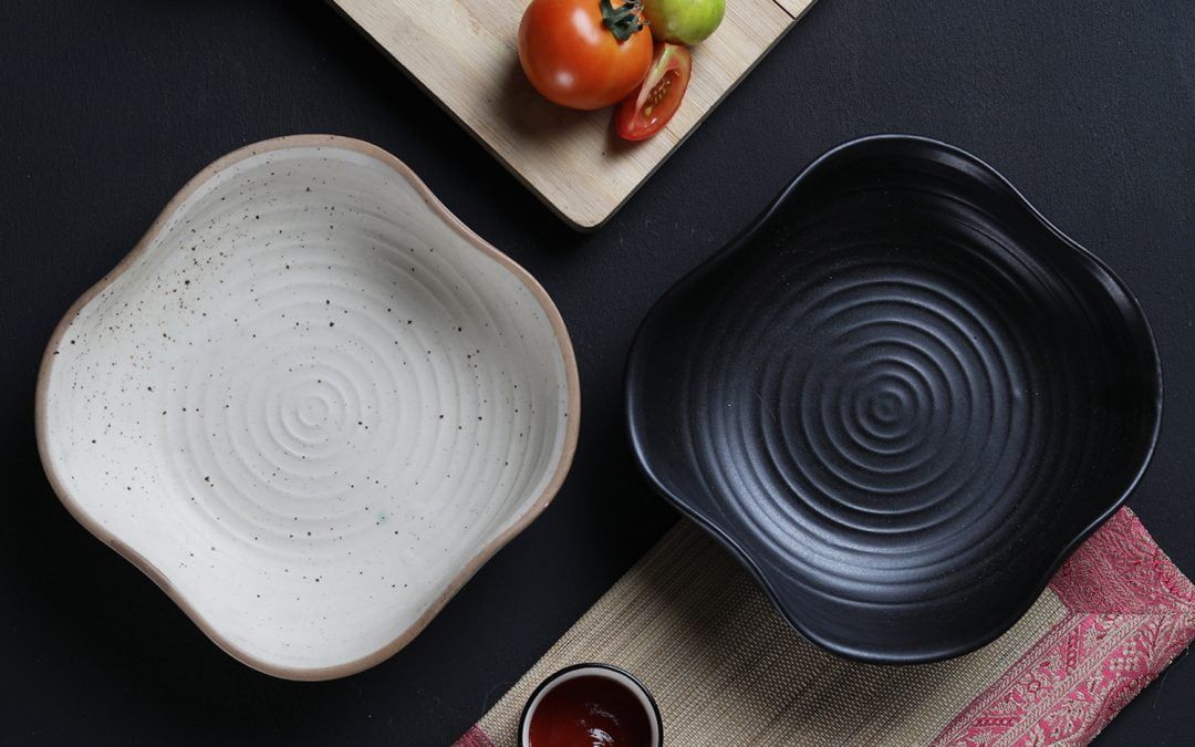 Ceramic stoneware cream/black platters  ( set of 2) for kitchen online sale
