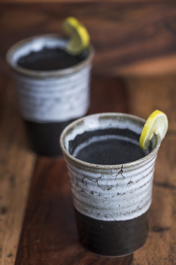 Handcrafted Studio Pottery Tumblers-Grey & Black (Set of 2)(L:3.4in, W:3.4in, H:4.2in)