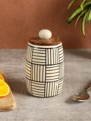 Ceramic Jar – 650ml | Handpainted Airtight Pickle & Spice Storage – Pack of 1